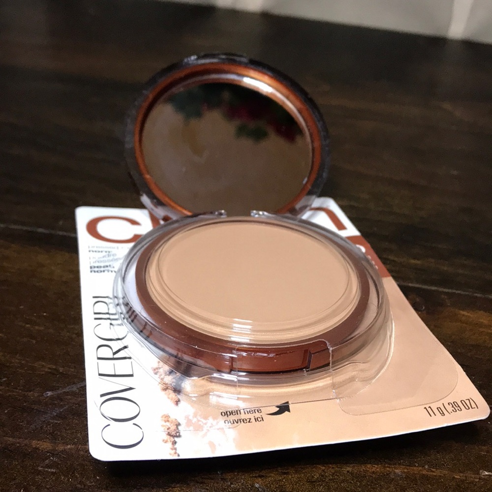 Covergirl Clean Pressed Powder